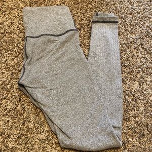 LULULEMON gray leggings. Size 6.